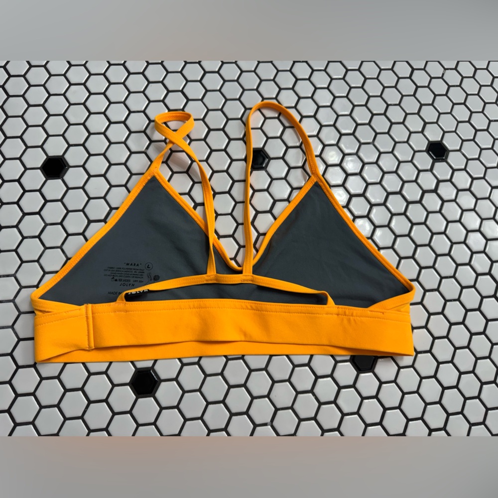 Jolyn Mara swim bikini top size large - Picture 3 of 4
